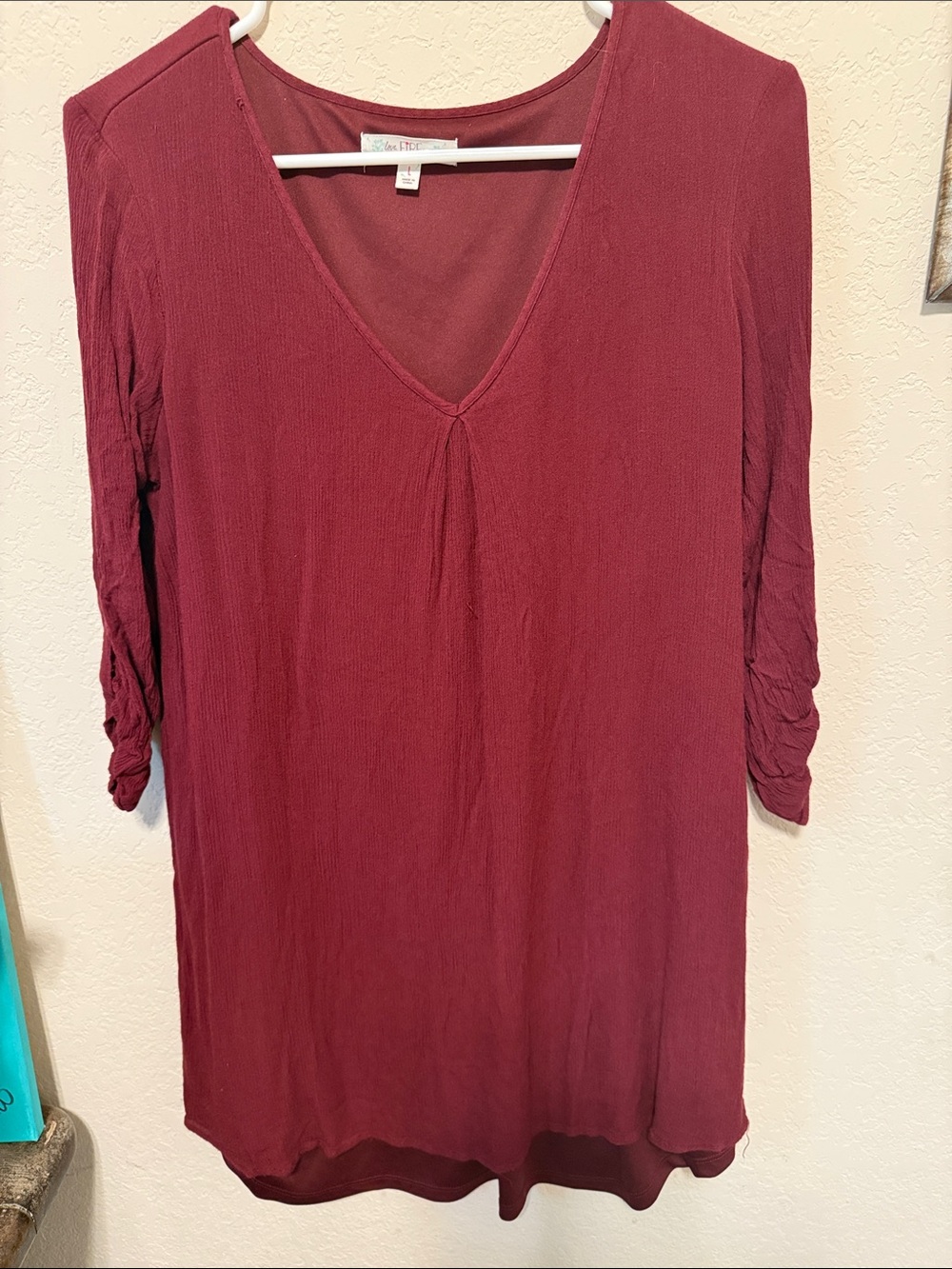 love, Fire Burgundy V-Neck Ruched Sleeve Tunic